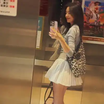 黄铭